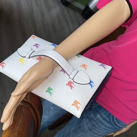 Burberry Handbags - Authentic Burberry wristlets